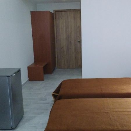 Hotel Sydney Laganas Bagian luar foto
