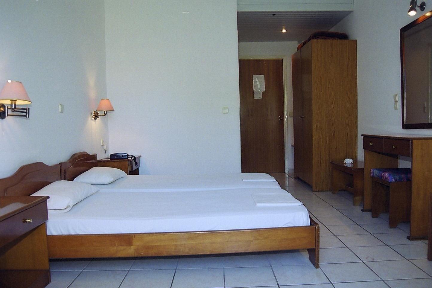 Hotel Sydney Laganas Bagian luar foto
