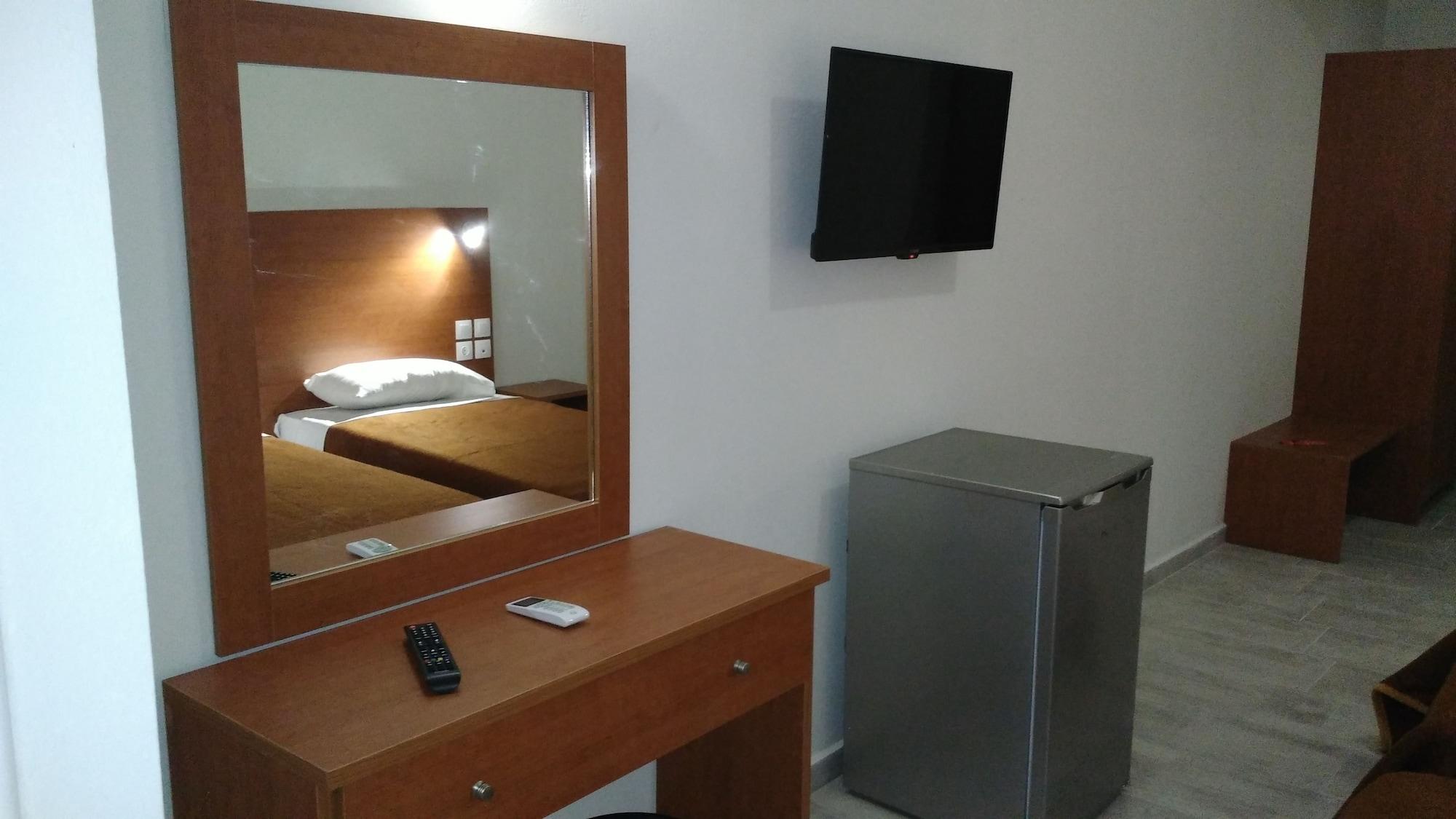 Hotel Sydney Laganas Bagian luar foto