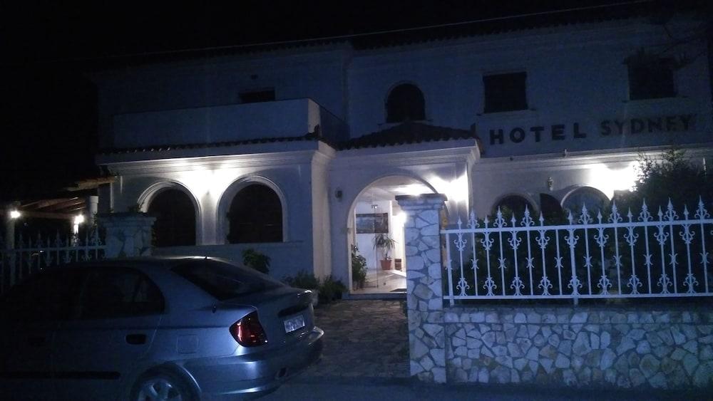 Hotel Sydney Laganas Bagian luar foto